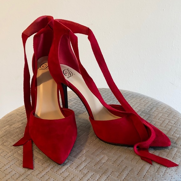 NEW Delicious Red Pump Heels| No Box - Picture 7 of 8